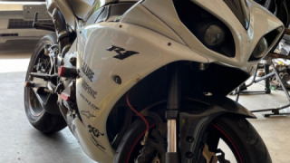 Yamaha YZF R1