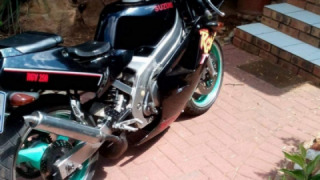 Suzuki RGV 250 - Smokey