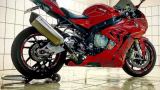 BMW S 1000 RR - Red Bull