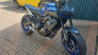 Yamaha FZ-09/MT-09 - Blue Beast