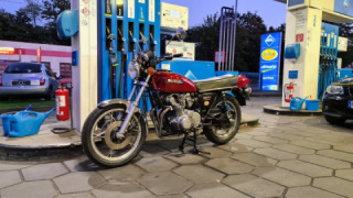 Suzuki GS 550