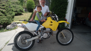 Suzuki DR 400