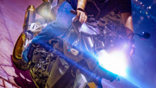 BMW K 1200 R - Barricade