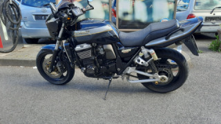 Kawasaki ZR-X 1100