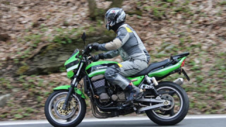 Kawasaki ZR-X 1200R