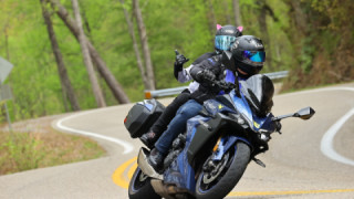 Suzuki GSXS 1000
