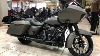 Harley-Davidson Road Glide - Maleficent