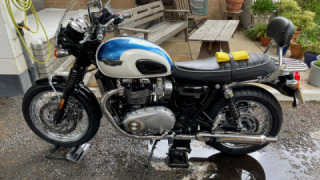 Triumph Bonneville T120 - Bonni