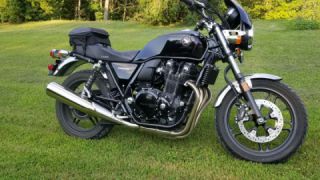 Honda CB 1100