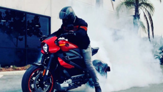 Harley-Davidson LiveWire - LiveWire RED Carbon Edition.