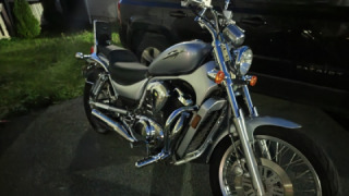 Suzuki Boulevard S50