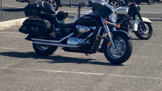 Suzuki Boulevard C90 - suzi