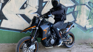 KTM 950 SuperMoto