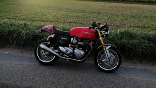 Triumph Thruxton 1200 - Thruxton R