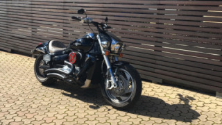 Suzuki Boulevard C109R