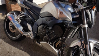 Yamaha FZ1 Naked 