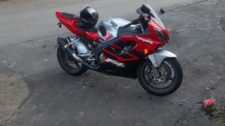 Honda CBR 600F4i