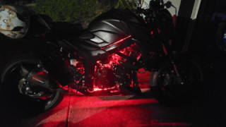 Suzuki GSXS 750