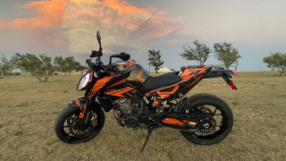 KTM Duke 790