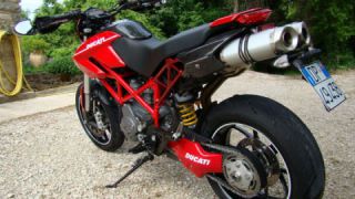 Ducati Hypermotard 796