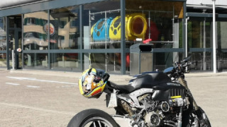Ducati Panigale 1199 - Olivia