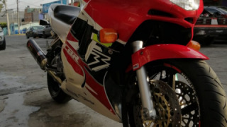 Honda CBR 600F3 - .