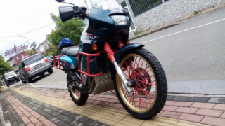 Honda XL 400V