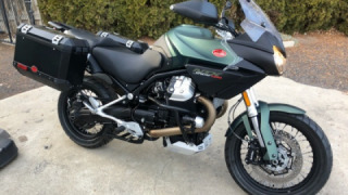 Moto Guzzi Stelvio 1200