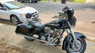 Harley-Davidson Street Glide - Black Betty