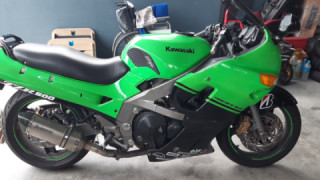 Kawasaki ZZR 600 - Hulk
