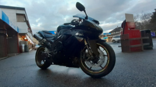 Kawasaki Ninja ZX-10R - Toothless