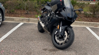 Yamaha YZF R1 - Ray