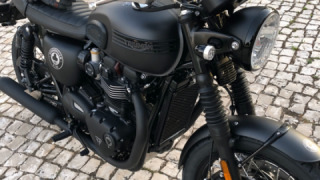 Triumph Bonneville T120 - ACE limited version