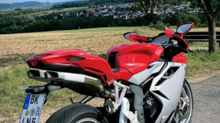 MV Agusta F4