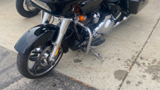 Harley-Davidson Road Glide - Vader