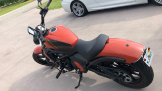 Kawasaki Vulcan S - naranja
