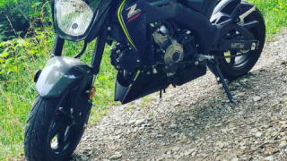 Kawasaki Z125 - Tiny