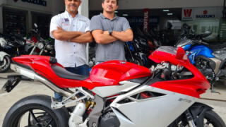MV Agusta F4 - F4 1000R