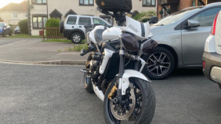 Triumph Street Triple 675 R - Trinity