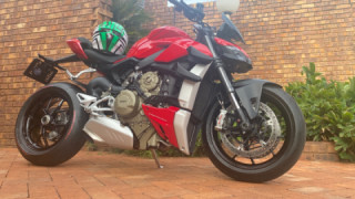 Ducati Streetfighter - Isabella