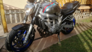 Yamaha FZ6 Naked 