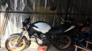 Honda VTR 1000F Super Hawk - Cafe Racer