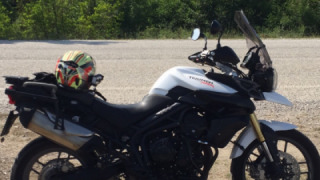 Triumph Tiger 800 - The White Walker