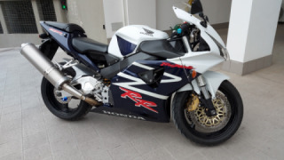 Honda CBR 954RR Fireblade