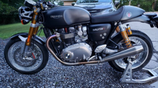 Triumph Thruxton 1200 - Thruxton R