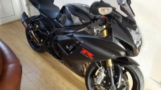 Suzuki GSXR 750