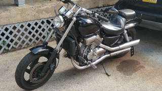 Honda VF 750C Magna - Blackhawk