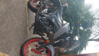 Suzuki GSXS 125 - Ruby