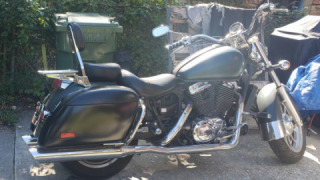 Honda VT 1100 Shadow - SydePyce