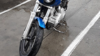Harley-Davidson Super Glide - Delilah